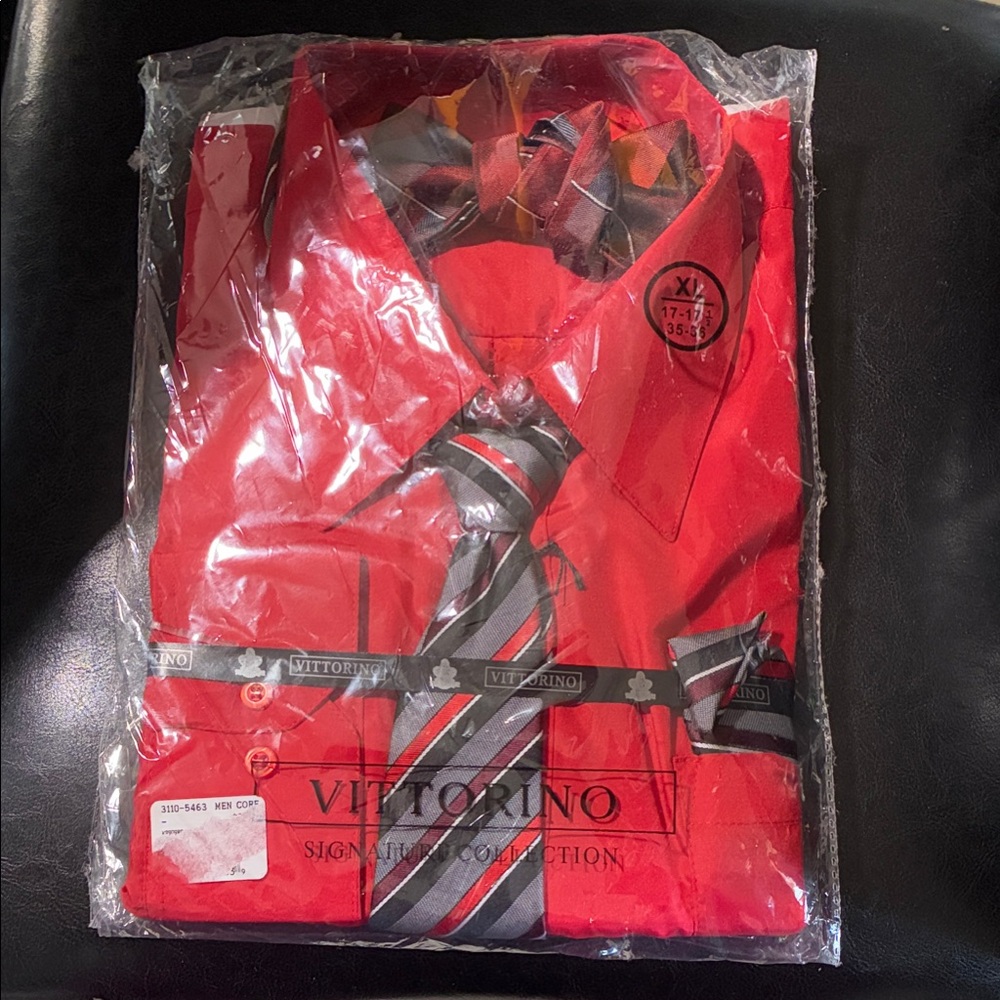Vittorio Vibrant Red Shirt with Striped Tie